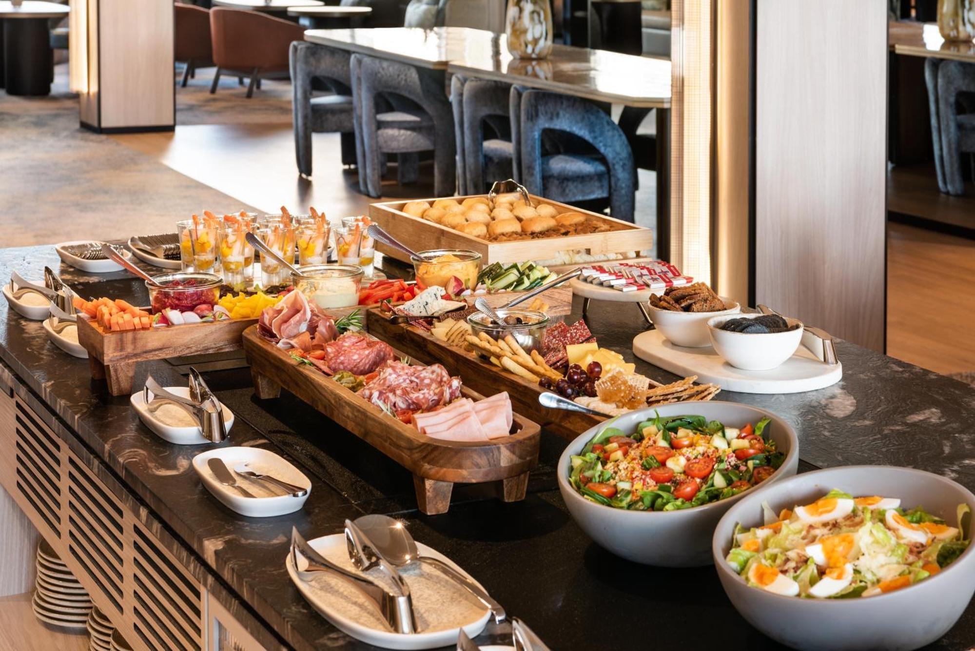 Hotel Pan Pacific Perth Zewnętrze zdjęcie A buffet at a hotel