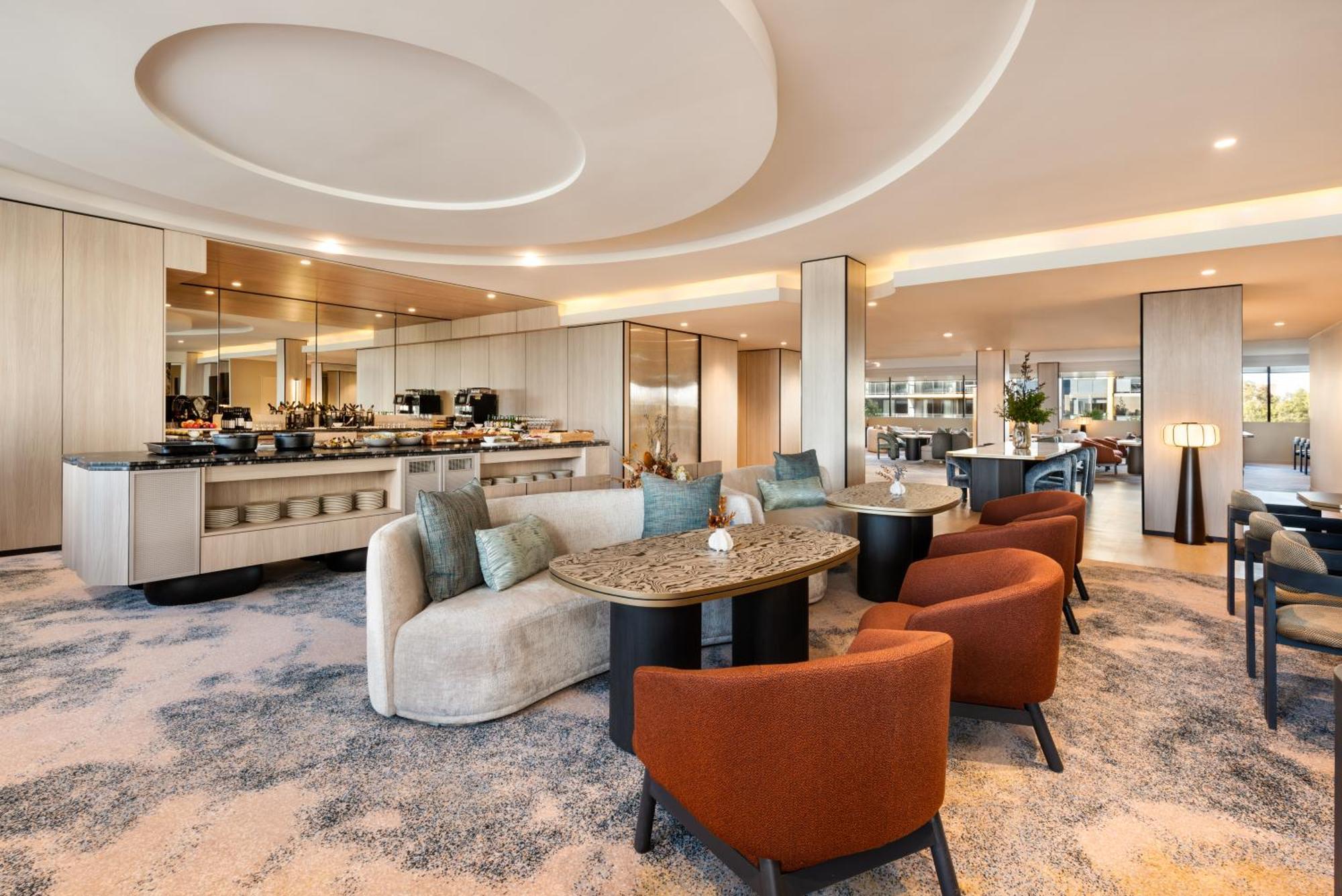 Hotel Pan Pacific Perth Zewnętrze zdjęcie The Club lounge at Kuala Lumpur International Airport